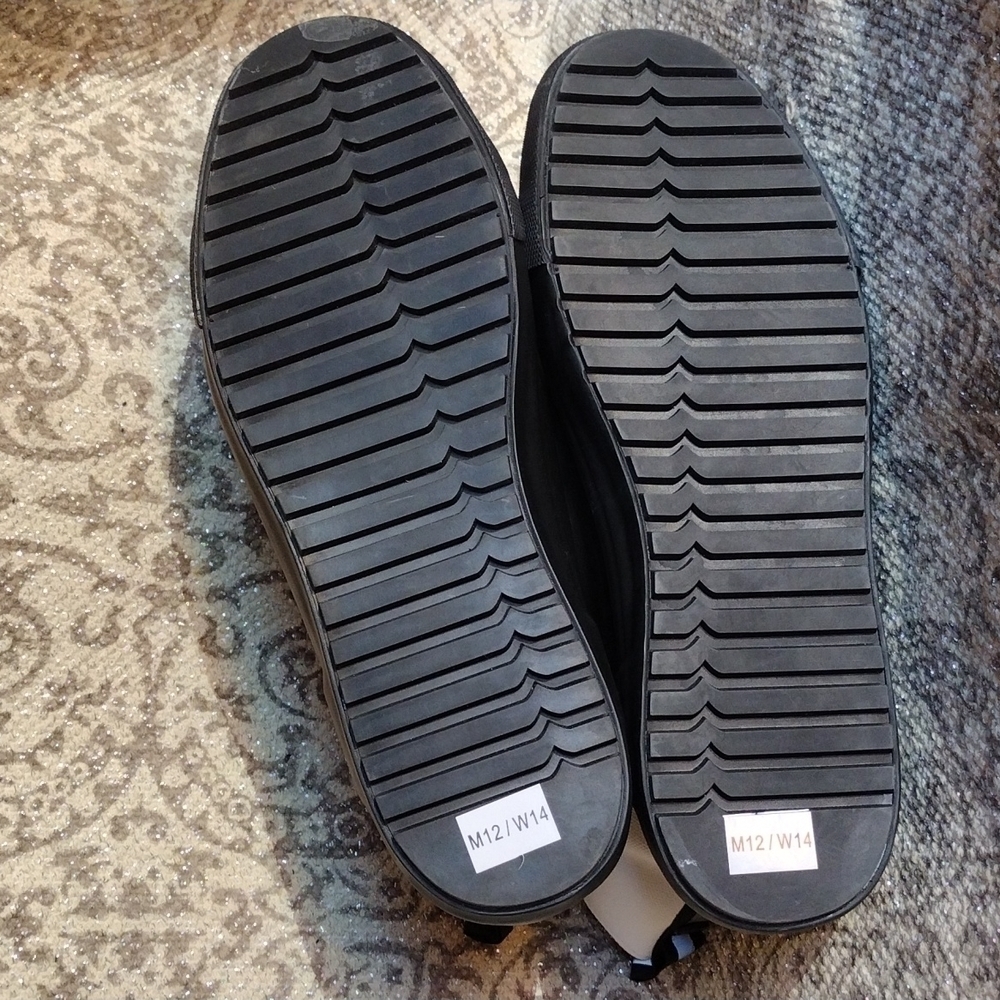 Hunter for Target Adult Unisex Sneakers M12/ W14   Nwot in White and Black - Picture 5 of 6